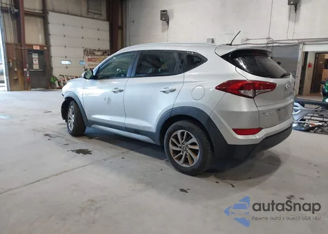 2017 Hyundai Tucson Se из США, поврежденный, VIN KM8J3CA4XHU320702